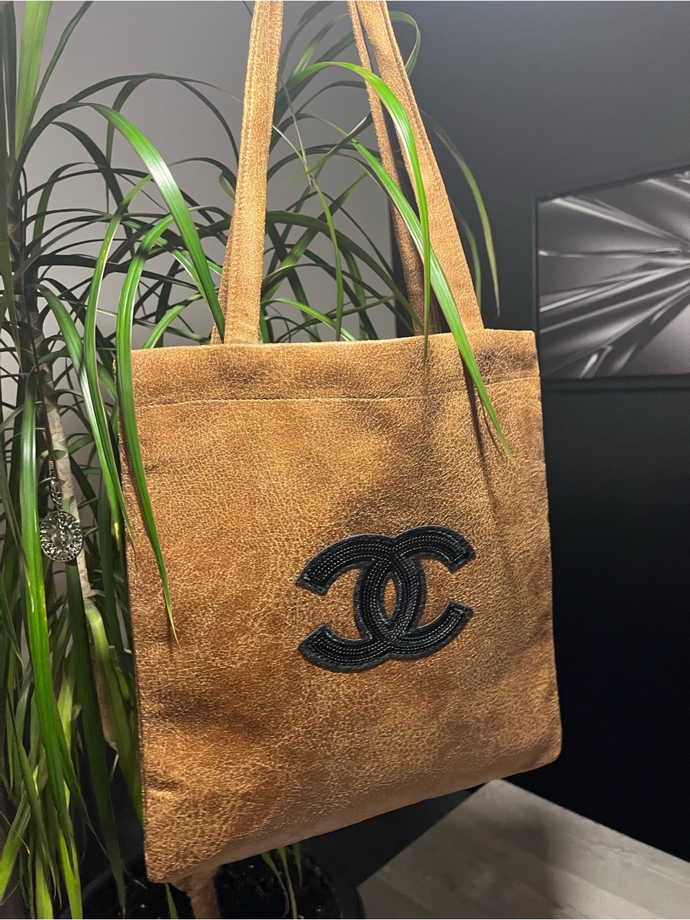 CHANEL Beauté Tan Suede Tote Bag Black Sequin CC Logo VIP Gift⁠ NEW